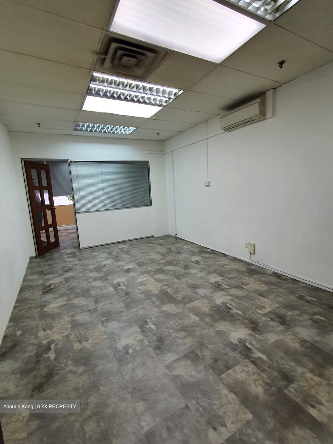 Golden Sultan Plaza (D7), Office #441916851